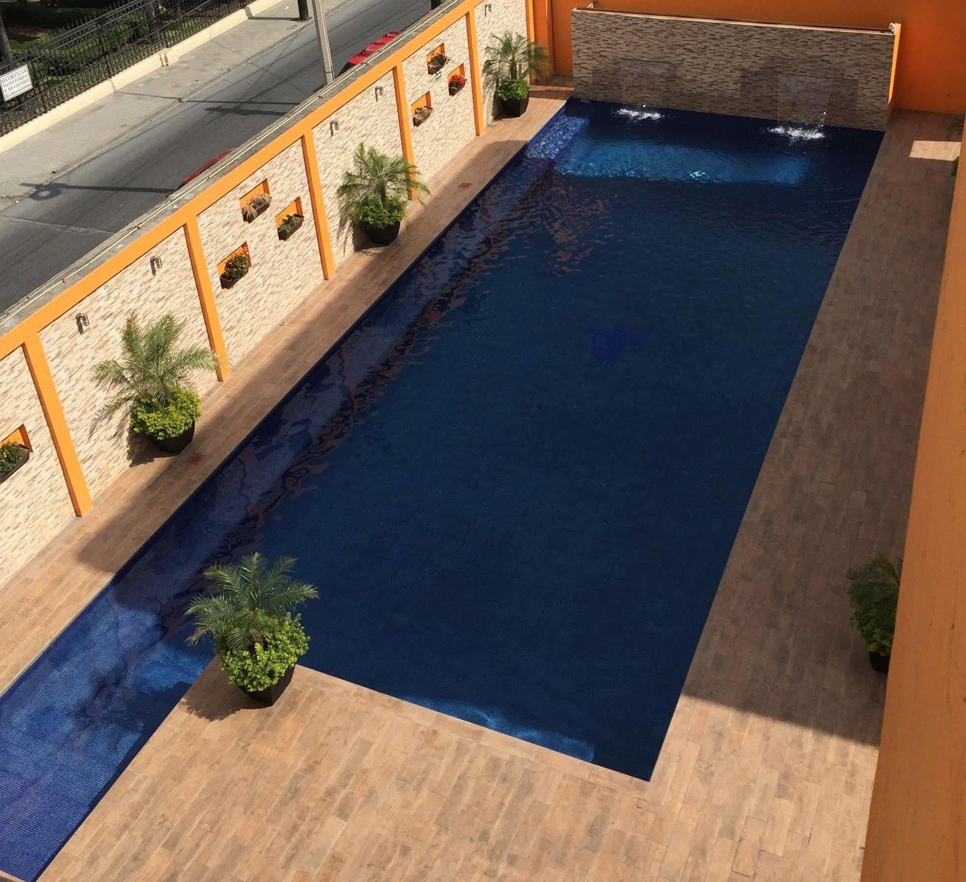 Hotel Grand Reyes Monterrey Exterior foto